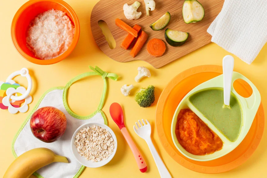 Alimentația complementară: Când și cum să introduci primele alimente foto