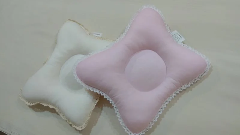 image for Ортопедическая подушка Specialbaby Бабочка, 3 цвета foto