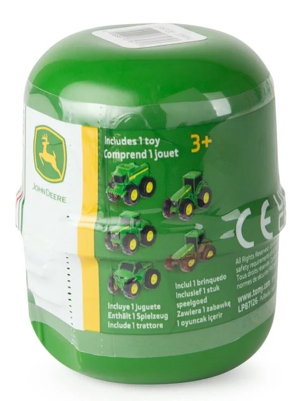 Ou surpriza cu tractor John Deere Mini foto