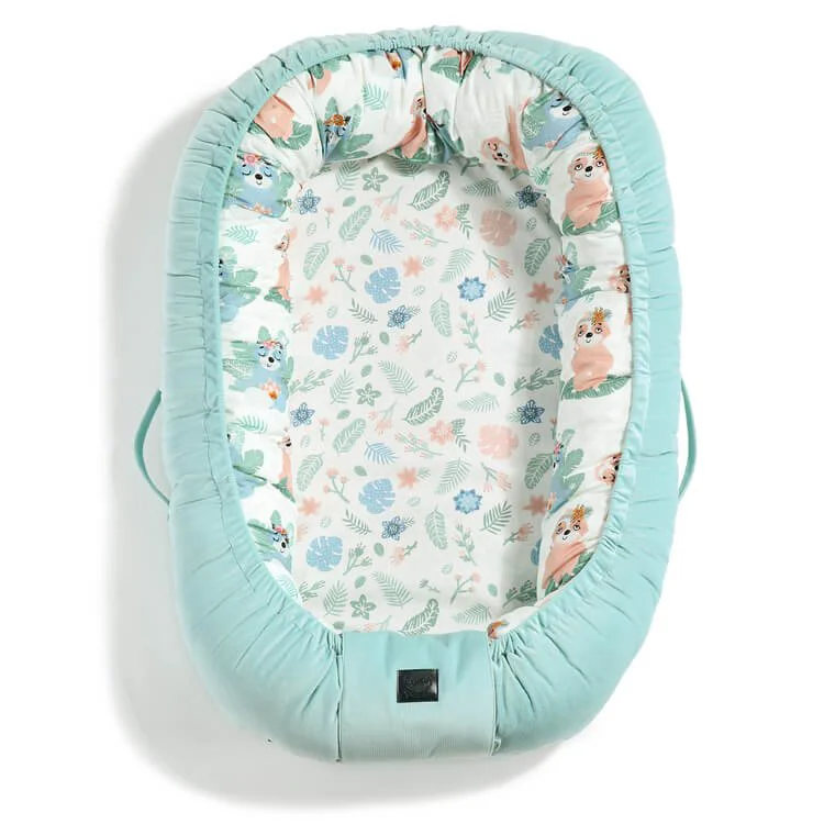 Бабинест La Millou Velvet Collection - Yoga Candy Sloths - Audrey Mint foto