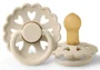 Suzeta rotunda din latex FRIGG Fairytale Ivory Heart (0-6 luni) foto