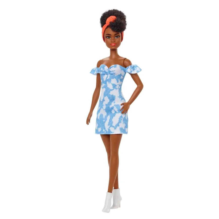 Papusa Barbie Fashionista cu rochie albastra