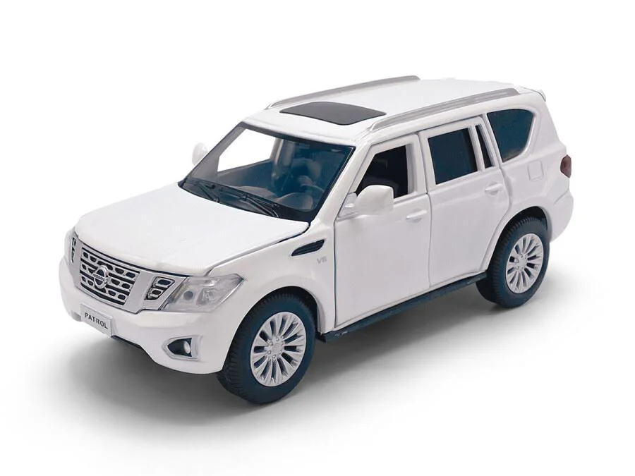 Модель автомобиля Tayumo Nissan Patrol Y62 Белый, 1:32