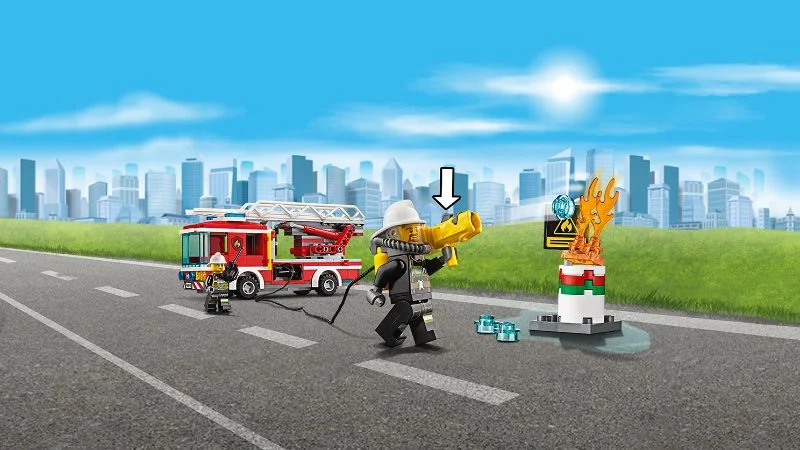 LEGO City - Пожарный автомобиль с лестницей foto