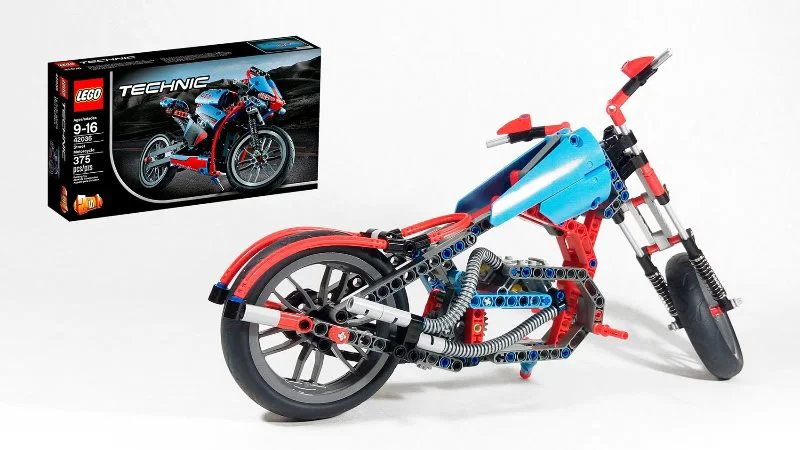 LEGO Technic - Street Motorcycle