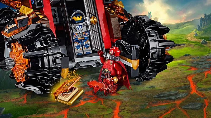 LEGO Nexo Knights - General Magmar's Siege Machine of Doom foto