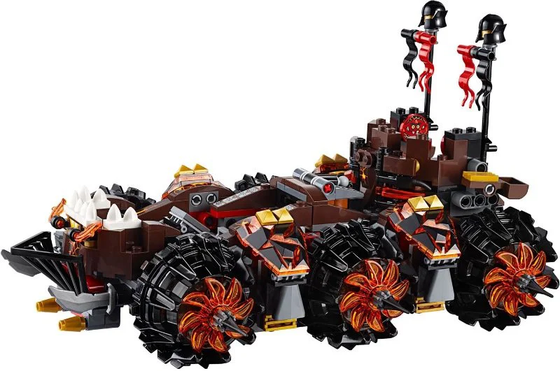 LEGO Nexo Knights - General Magmar's Siege Machine of Doom foto