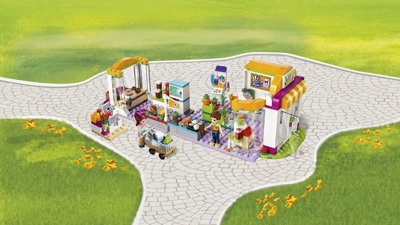 LEGO Friends - Heartlake Supermarket foto