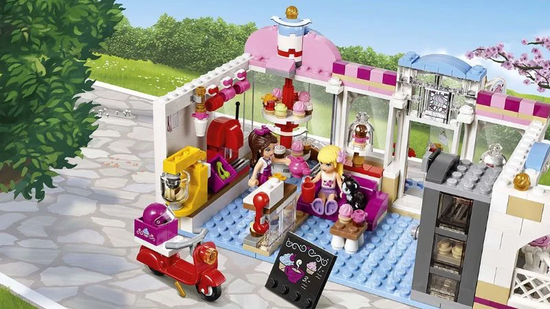 LEGO Friends - Heartlake Cupcake Café foto