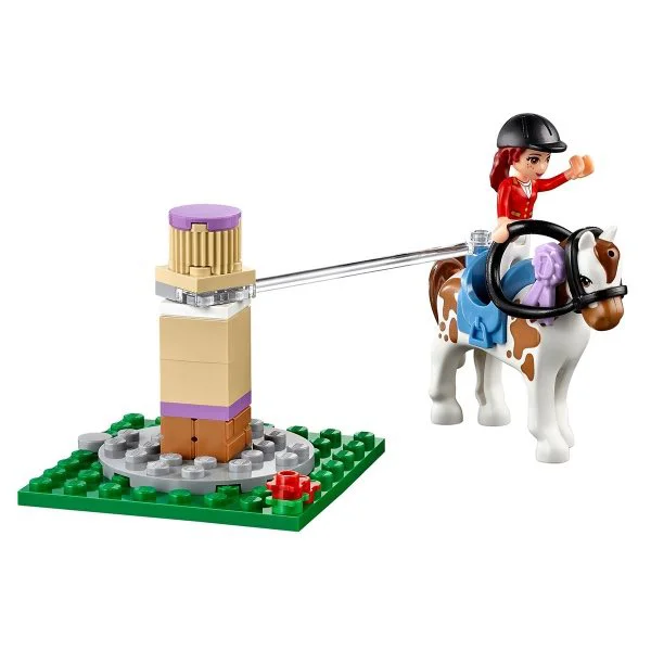 LEGO Friends - Heartlake Riding Club foto