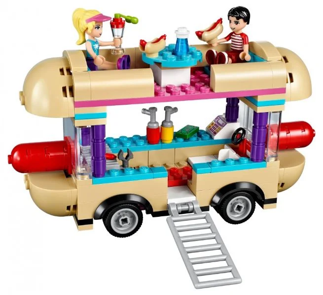 LEGO Friends - Фургон с хот догами foto