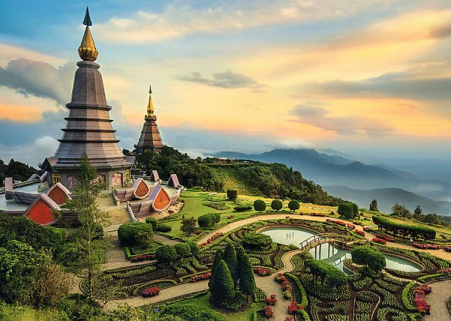 Puzzle Trefl Fairytale Chiang Mai, 2000 piese foto