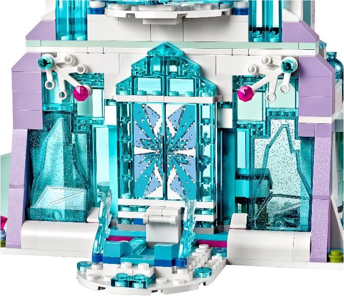 LEGO Disney Princess - Elsa's Magical Ice Palace foto