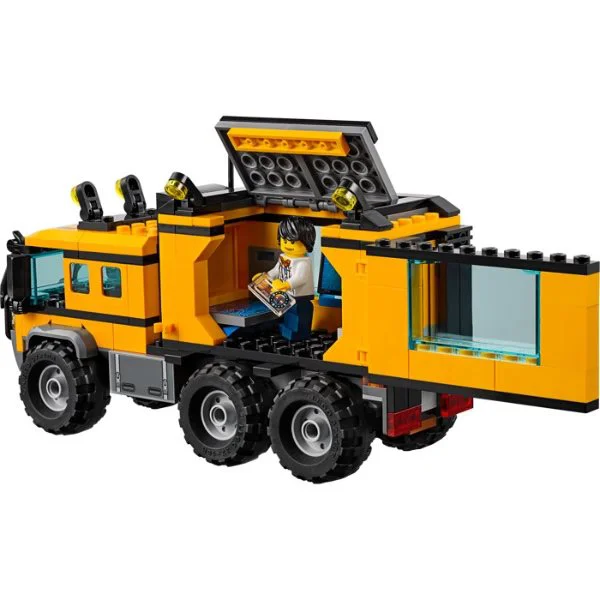 LEGO City - Jungle Mobile Lab foto