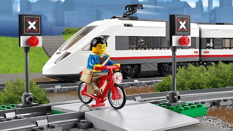LEGO City - High-speed Passenger Train foto