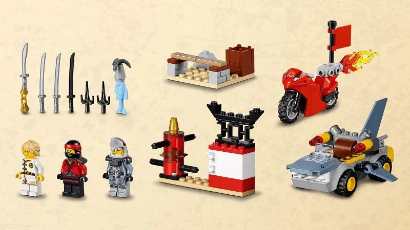 LEGO Juniors - Ниндзяго: Нападение акулы foto