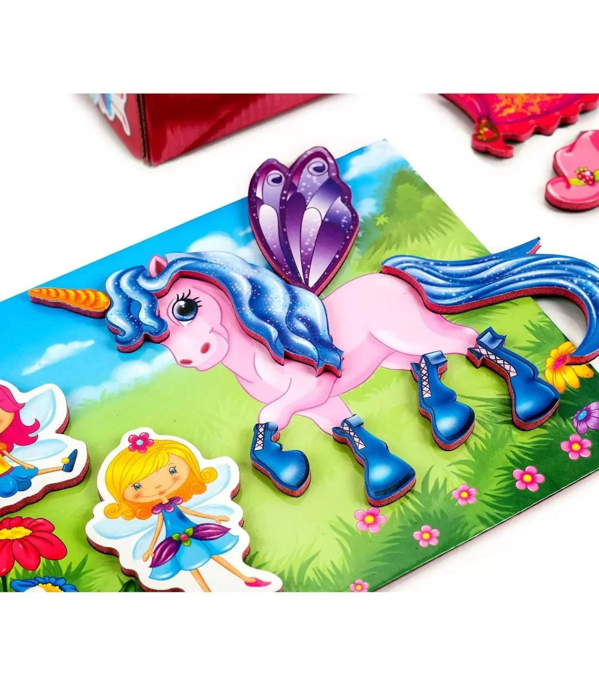 Магнитная игра Roter Kafer Феи и единороги (англ.)