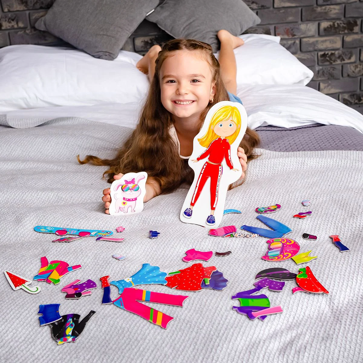 Магнитная игра Roter Kafer Алиса и щенок Полли (анг)
