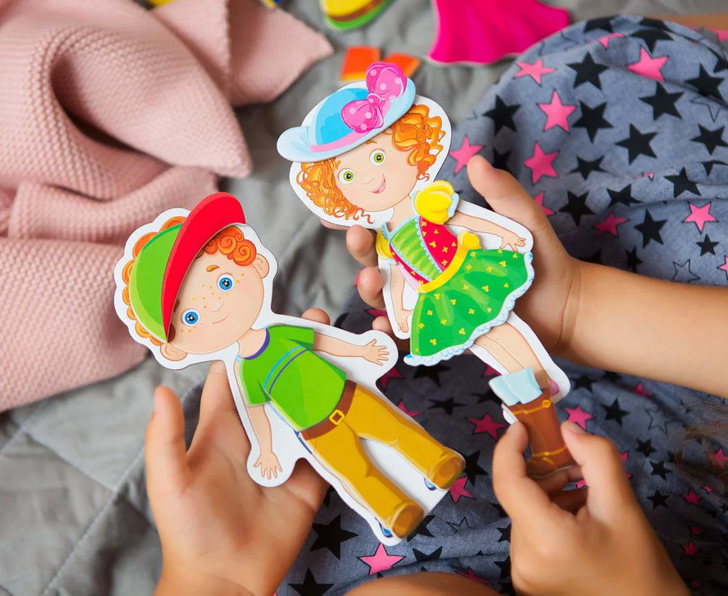 Joc magnetic Vladi Toys Imbraca Copiii Stilati