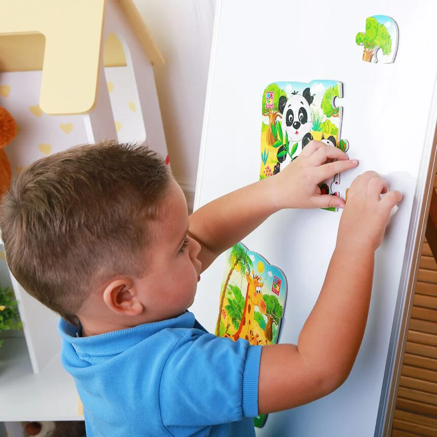 Puzzle magnetic Vladi Toys Ursi Panda А5, 12 piese