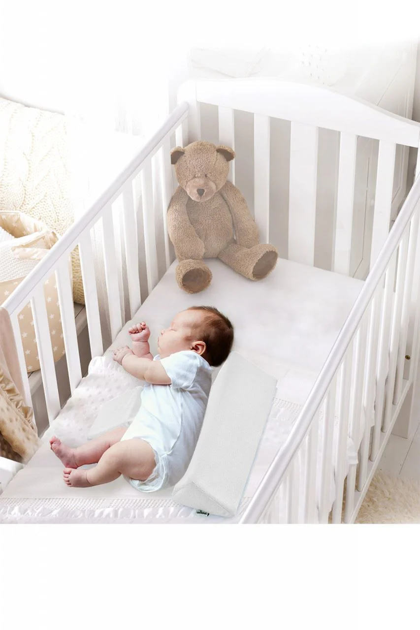 Подушка для младенцев с защитой от перекручивания BabyJem Side Slee White