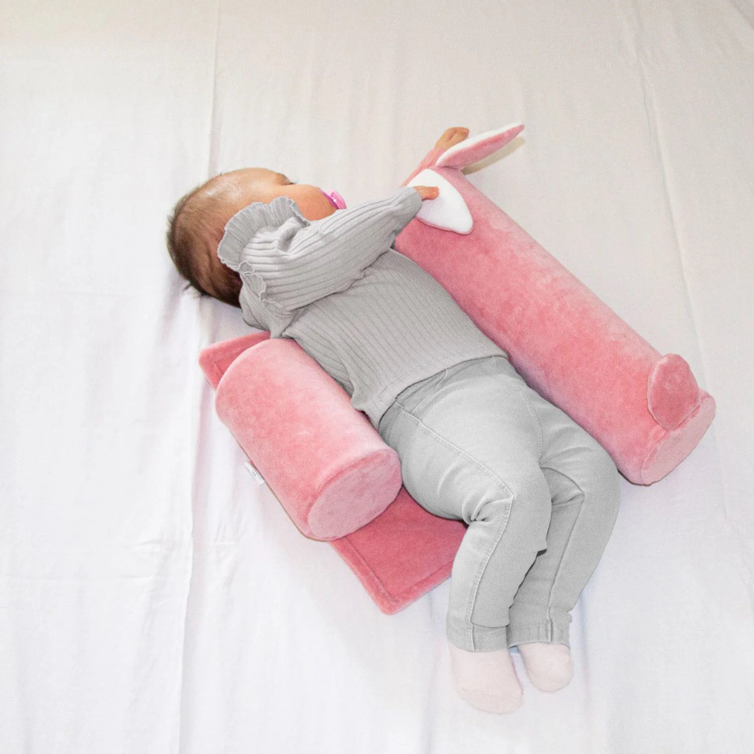 Подушка для позиционирования младенцев с защитой от перекручивания BabyJem Pink, 34x36 см foto