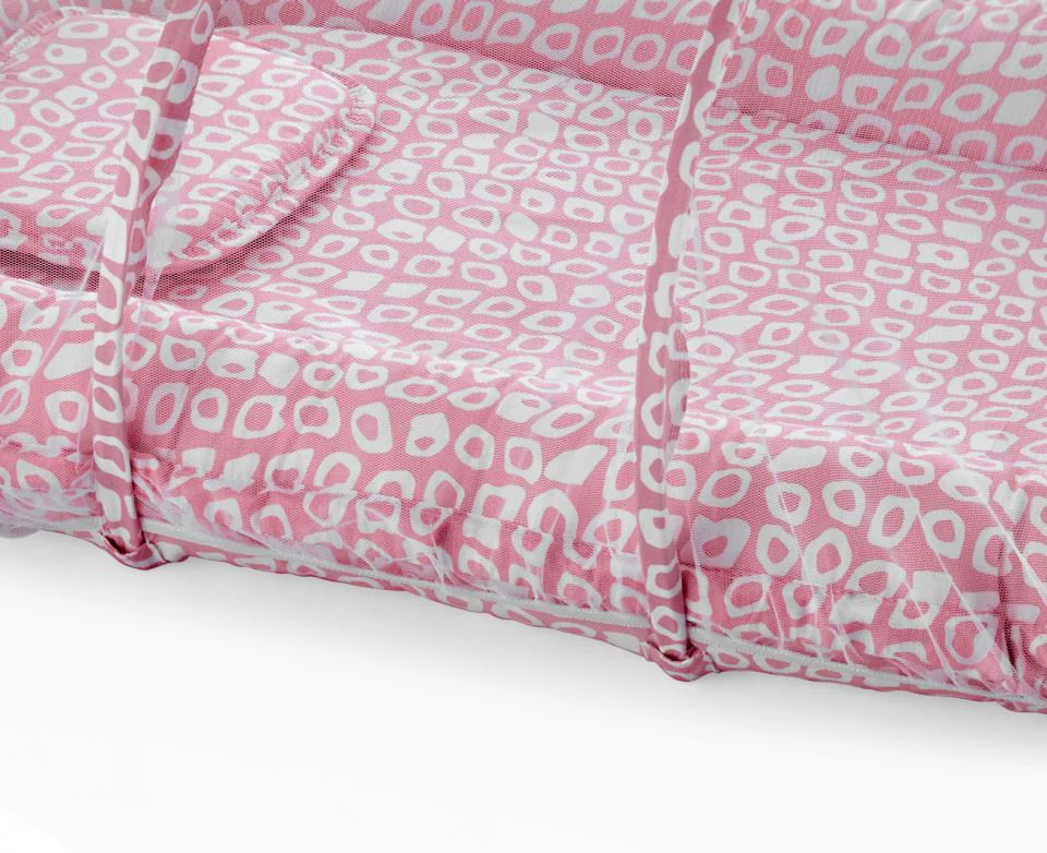 Saltea reductor BabyNest cu pernuta si plasa insecte BabyJem Sleep Safe Roz foto