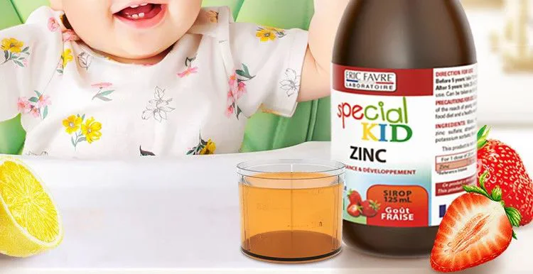 Sirop Zinc cu aroma de capsuni Special Kid, 125 ml
