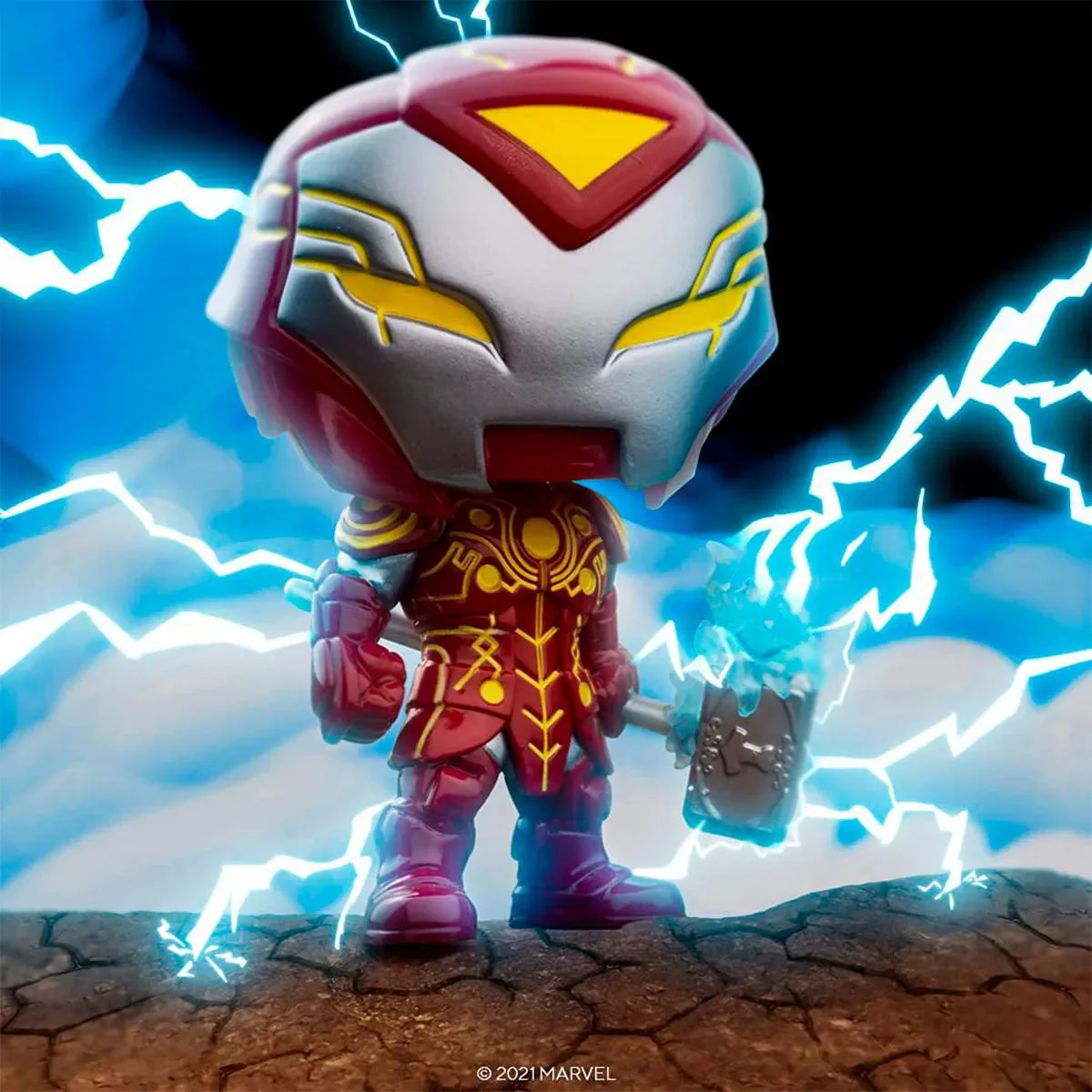 Figurina Funko Pop Iron Hammer, seria Infinity Warps foto