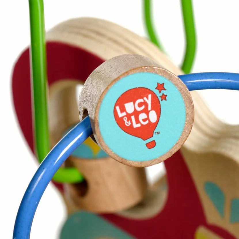 Labirint din lemn Lucy & Leo Fluture cu sistem de tragere