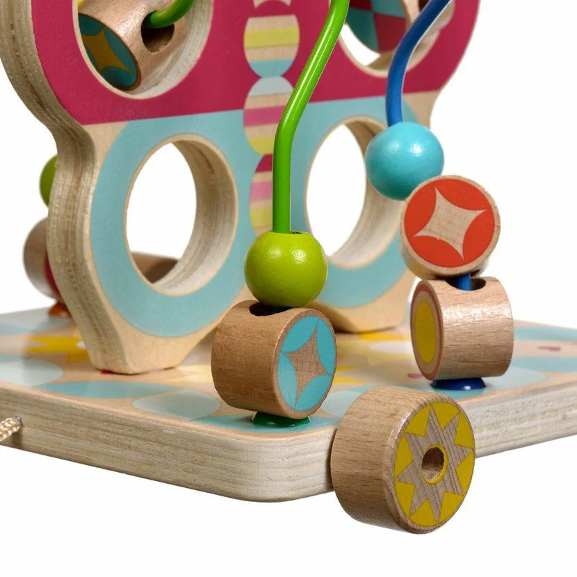 Labirint din lemn Lucy & Leo Fluture cu sistem de tragere