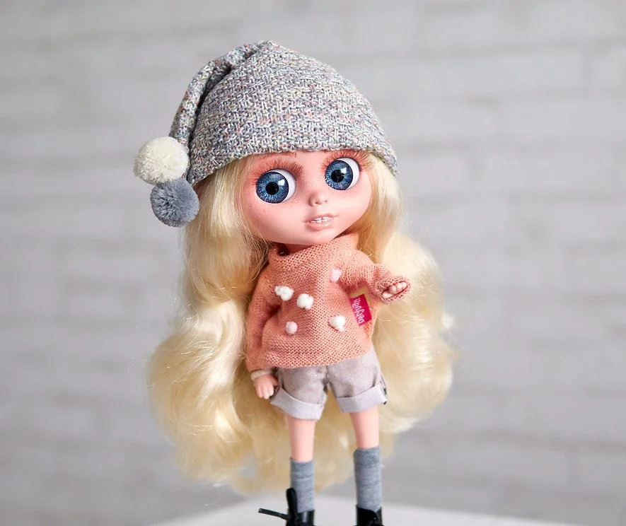 Papusa Berjuan Chrissy Collins, 32 cm