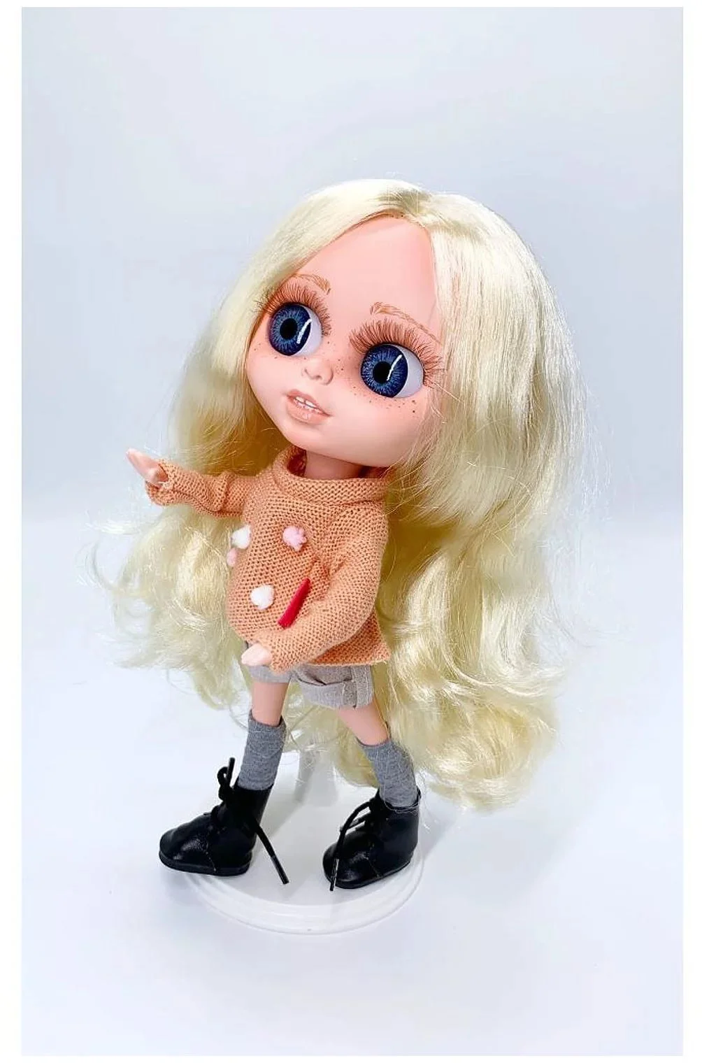 Papusa Berjuan Chrissy Collins, 32 cm