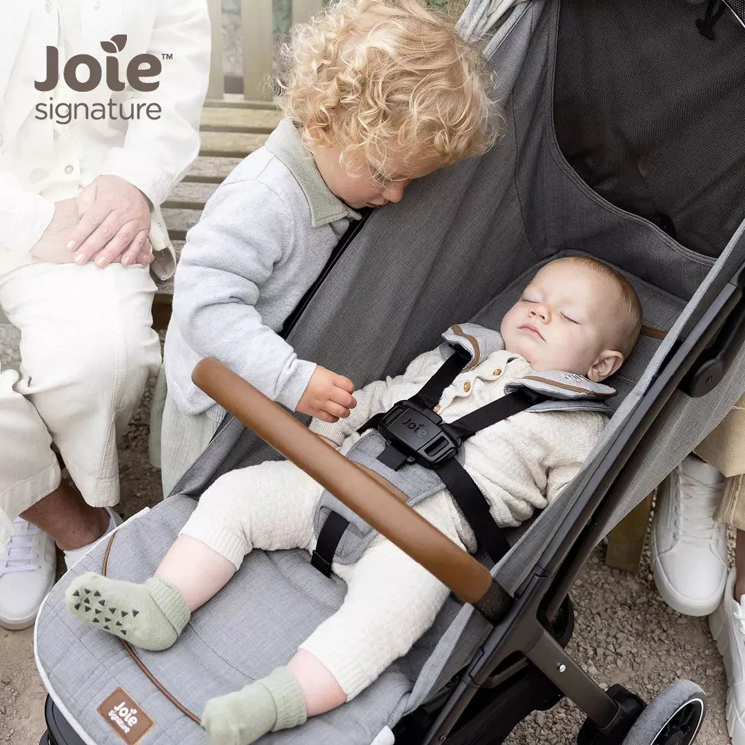 Carucior ultracompact Joie Parcel Signature Eclipse