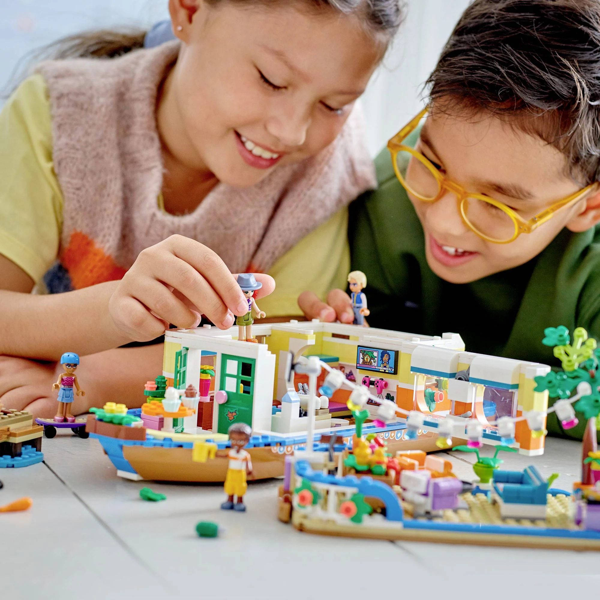 LEGO Friends "Дом на лодке" foto