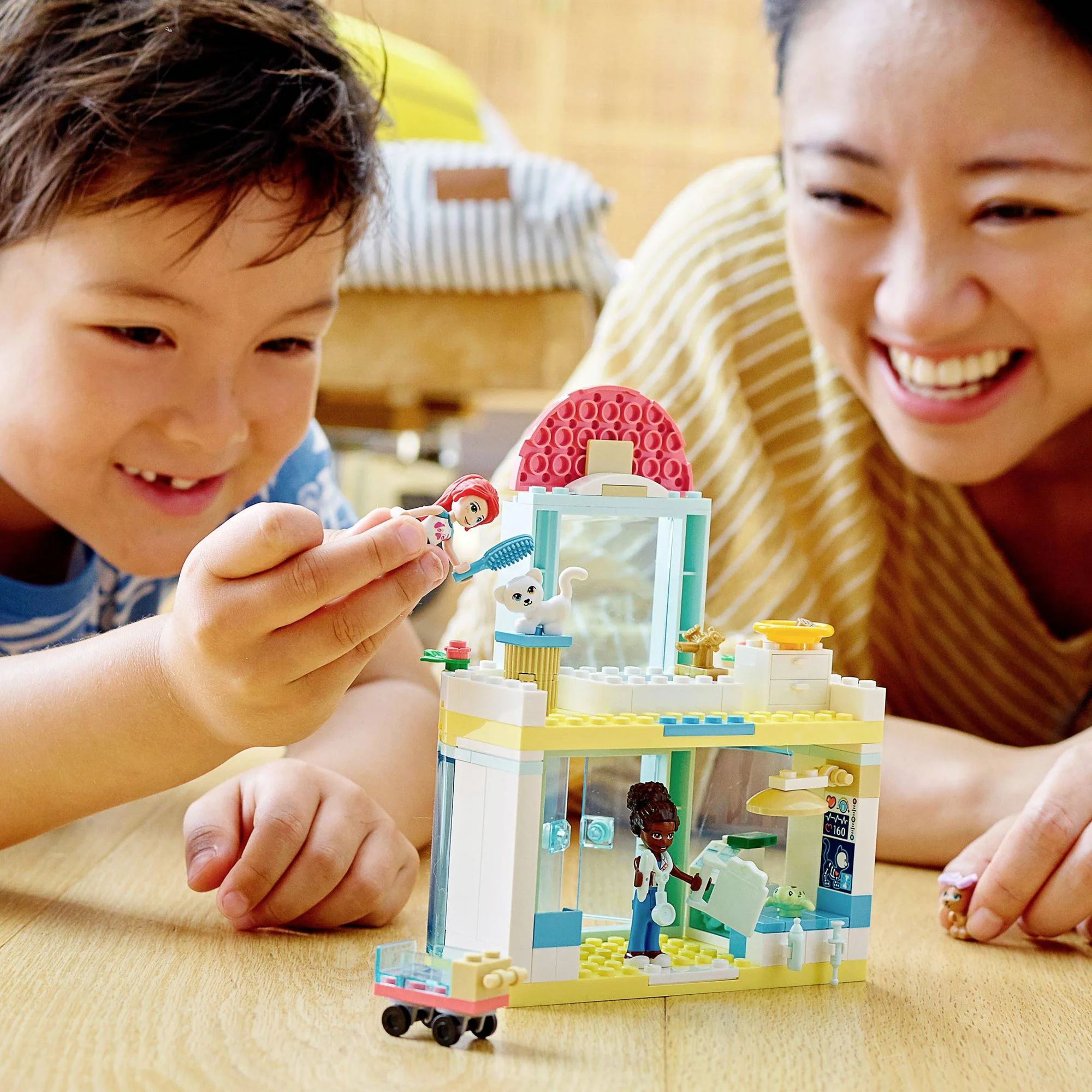 LEGO Friends - Animal Clinic foto