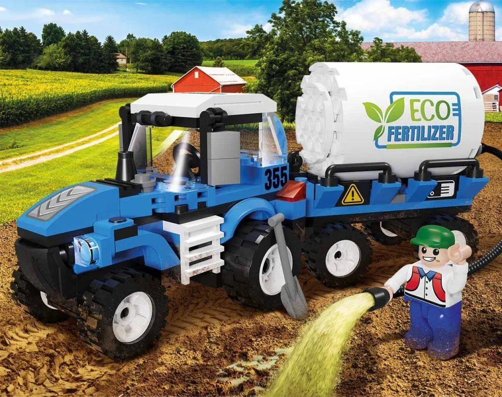 Set de constructie Blocki MyFarm Tractor cu rezervor de ingrasaminte