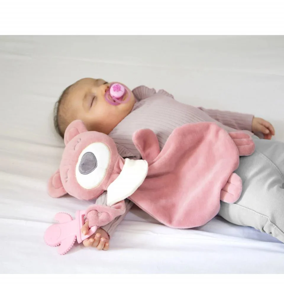 Плюшевая игрушка с кольцом для прорезывания зубов BabyJem Sleeping Friend Pink