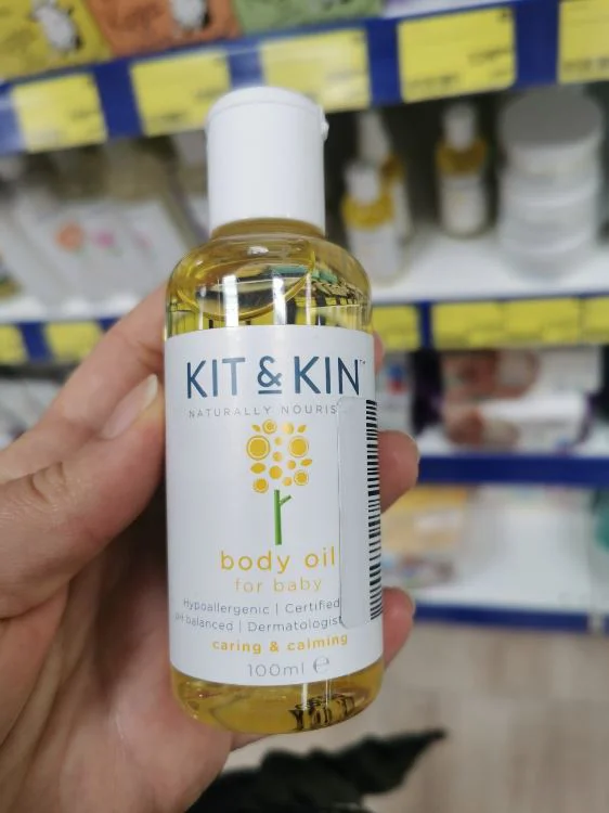 Ulei natural Kit & Kin pentru masarea bebelusilor, 100 ml.