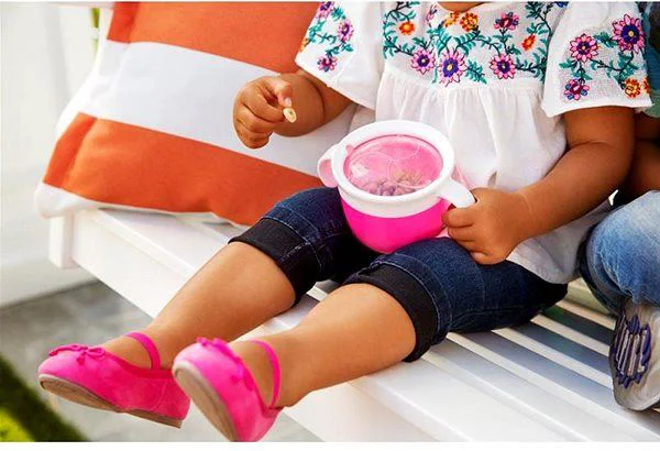 Recipient pentru gustari Munchkin Snack Catcher