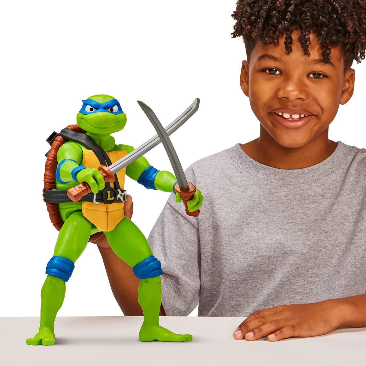 Figurina cu articulatii TMNT Testoasele Ninja Giant Leonardo, 30 cm