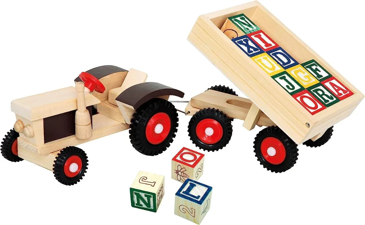 Jucarie din lemn Bino Tractor cu remorca si cuburi