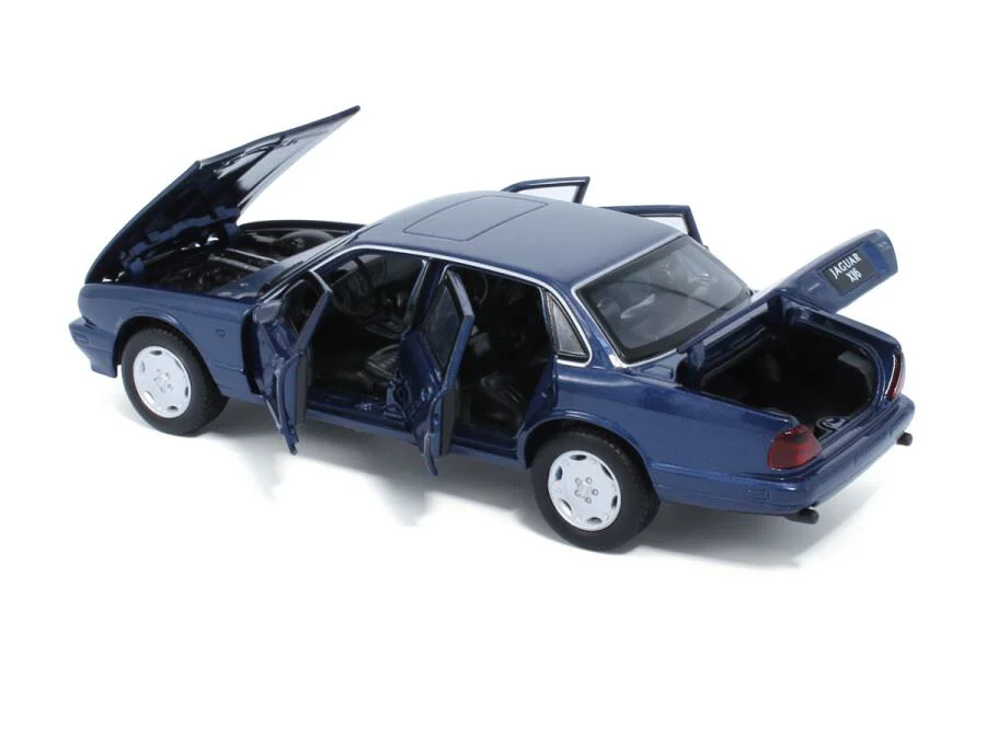Модель автомобиля Tayumo Jaguar XJ6 Синий, 1:32