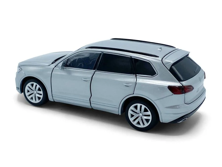 Модель автомобиля Tayumo VW Touareg Серебро, 1:32