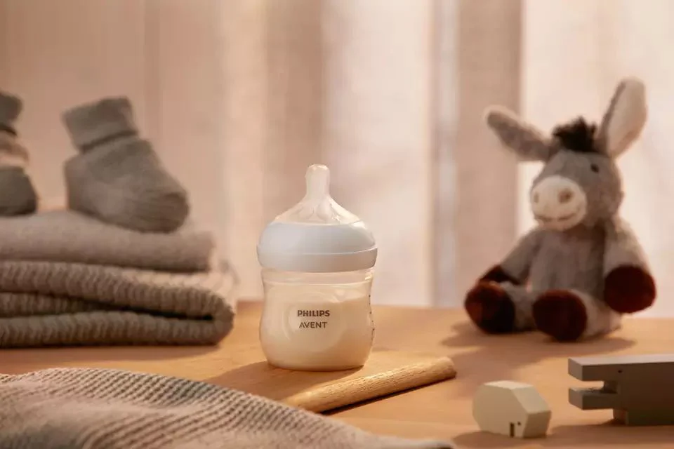 Biberon din plastic Philips Avent Natural Response (0+ luni), 125 ml foto