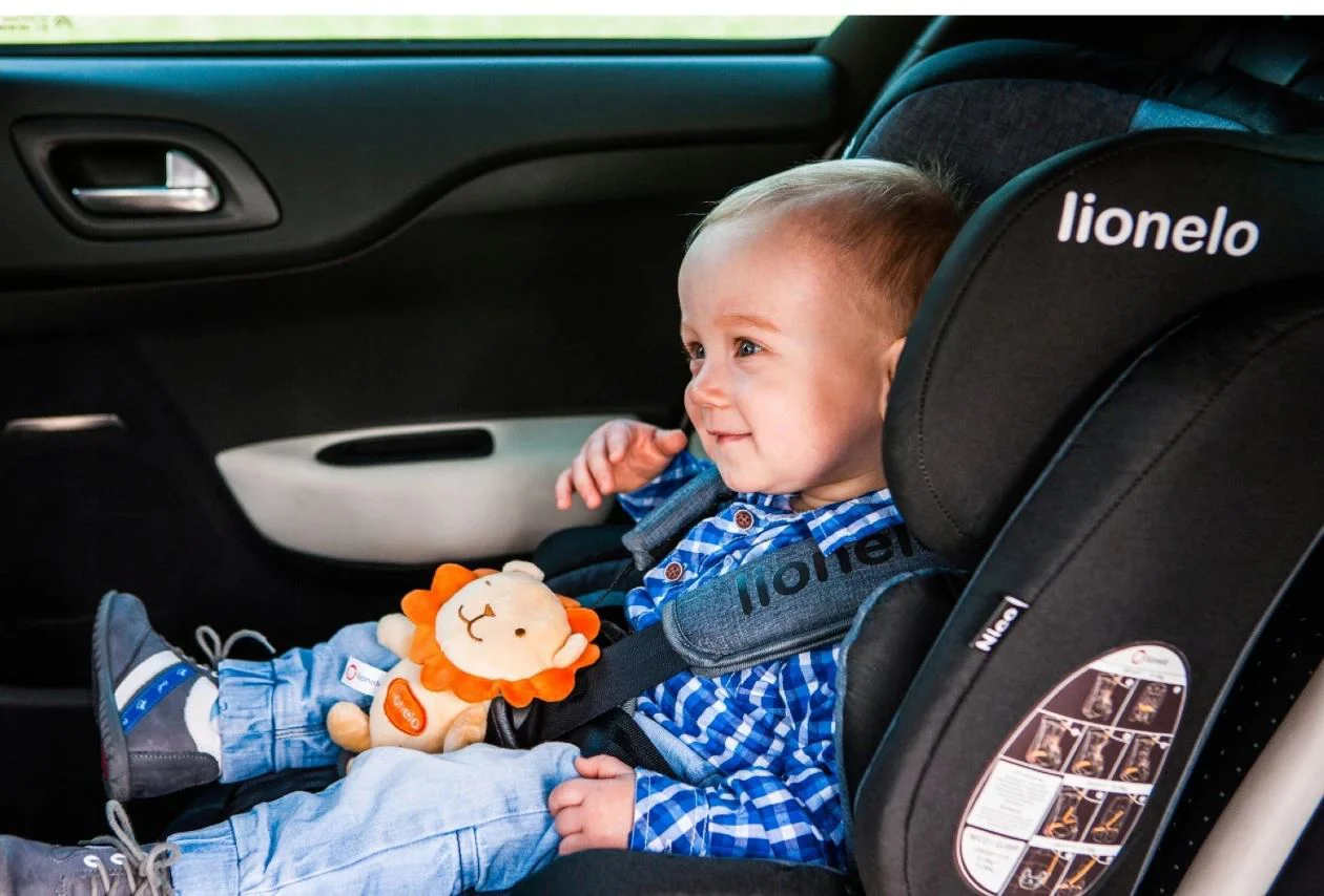 Scaun auto Lionelo Nico Negru foto