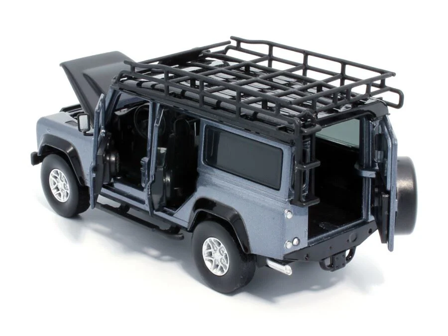 Macheta auto Tayumo Land Rover Defender 110 Gri, 1:32