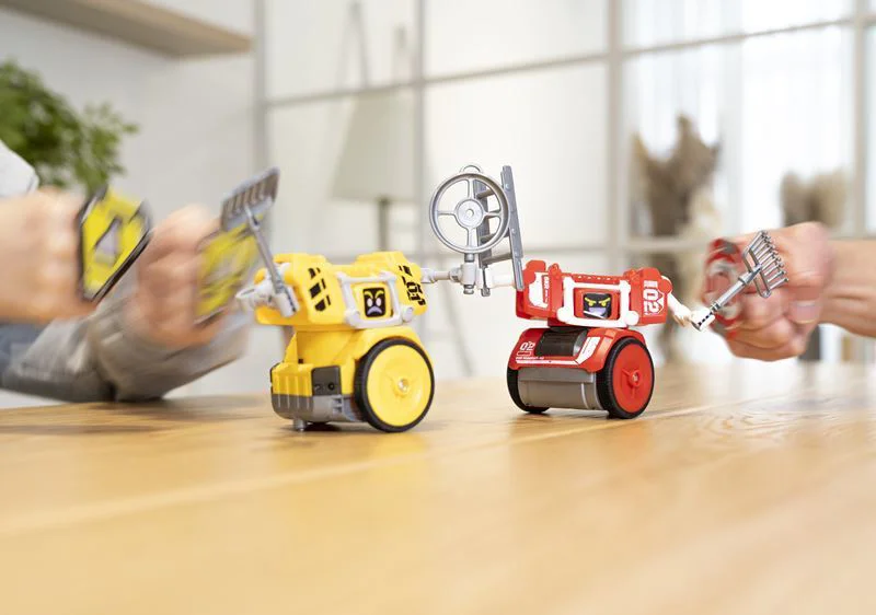 Set de jucarie Silverlit Roboti luptatori cu control prin gesturi foto