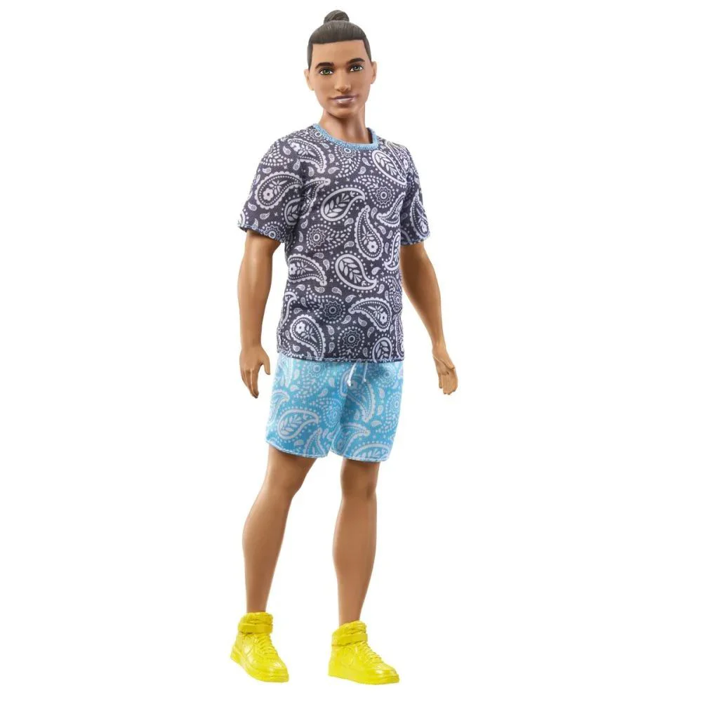 Papusa Barbie Ken Fashionist in tricou foto