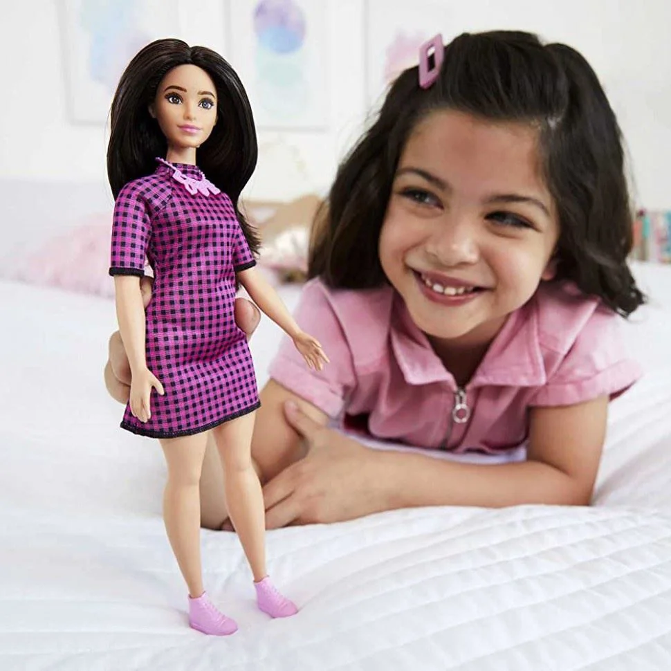 Papusa Barbie Fashionista, Rochie cu carouri foto